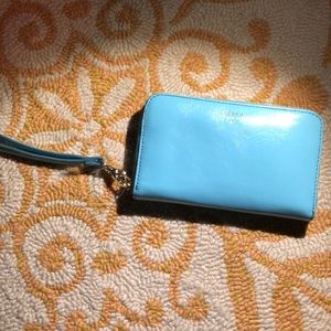 Light blue Fossil wristlet wallet NWT